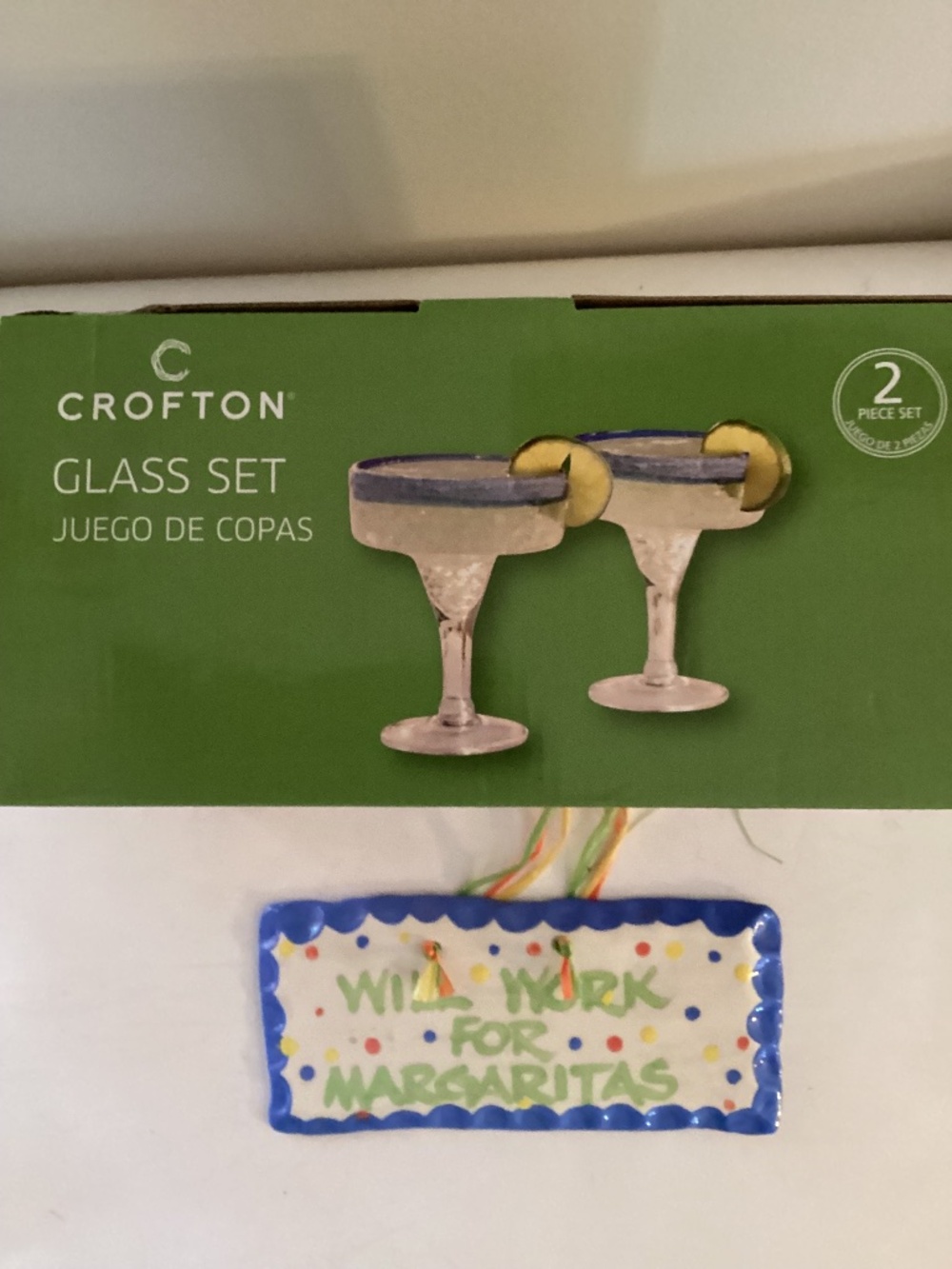set of 2 Crofton Margarita Glasses and Ceramic Margarita Sign